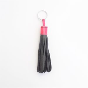 Porte clés en cuir rose et noir